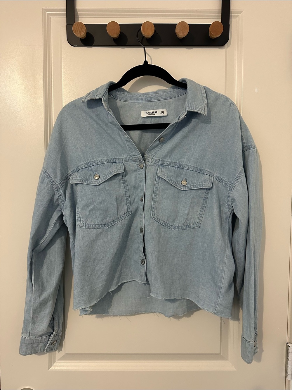 Pull&Bear Light Blue Cropped Button-Front Denim Shirt